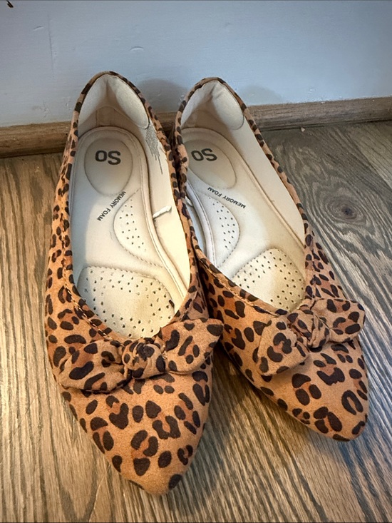 SO Shoes - SO Leopard-Print Pointed Toe Bow Flats in Tan and Black